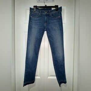 Rag & Bone ankle skinny raw hem Jeans. Size 29. EUC. Color CLN LLY DALE